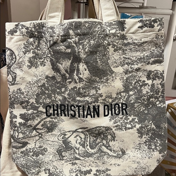 Dior Black and Cream Canvas Tote - Picture 2 of 4
